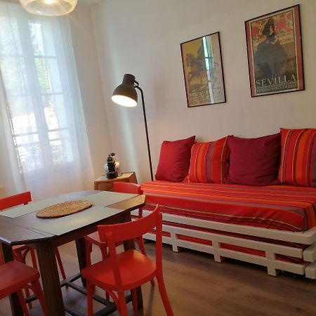 Apartamento La Loge Du Theatre - Saintes Exterior foto