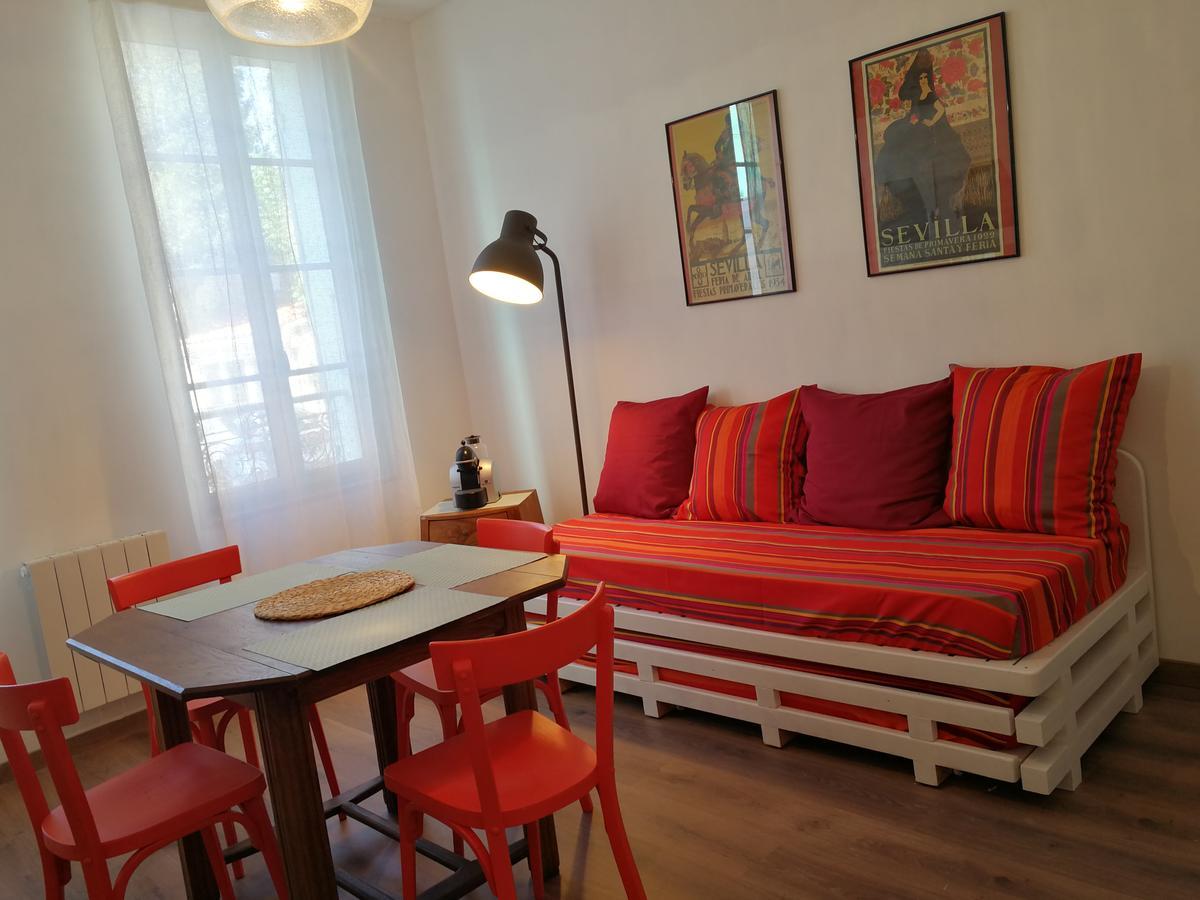 Apartamento La Loge Du Theatre - Saintes Exterior foto
